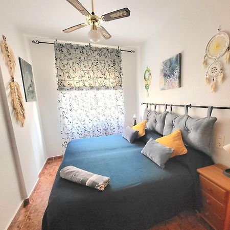 Apartamento Los Gases Торевиеха Екстериор снимка