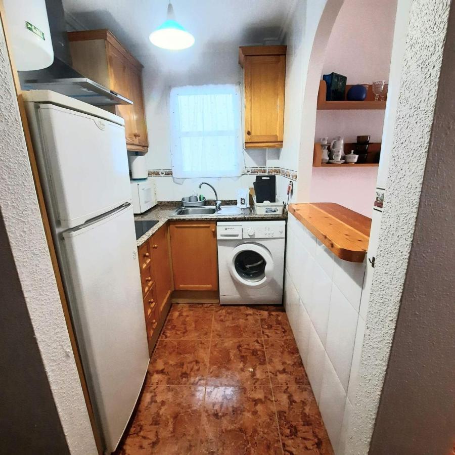 Apartamento Los Gases Торевиеха Екстериор снимка