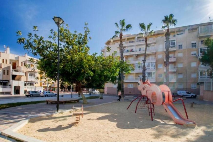 Apartamento Los Gases Торевиеха Екстериор снимка